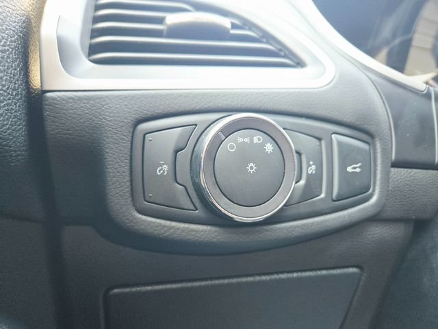 Used 2018 Ford Edge SEL w/ Equipment Group 201A FWD image 30