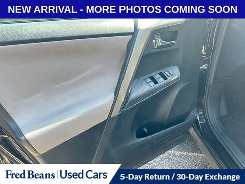 Used 2015 Toyota RAV4 XLE AWD/4WD image 7