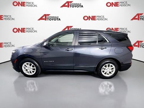 Used 2022 Chevrolet Equinox LS FWD image 4
