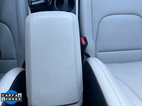 Used 2023 Kia Sportage EX image 30