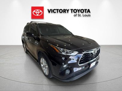 Used 2022 Toyota Highlander Limited