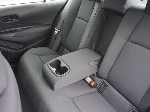 New 2026 Toyota Corolla LE image 9