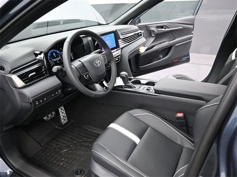 New 2026 Toyota Camry SE w/ Convenience Package image 4