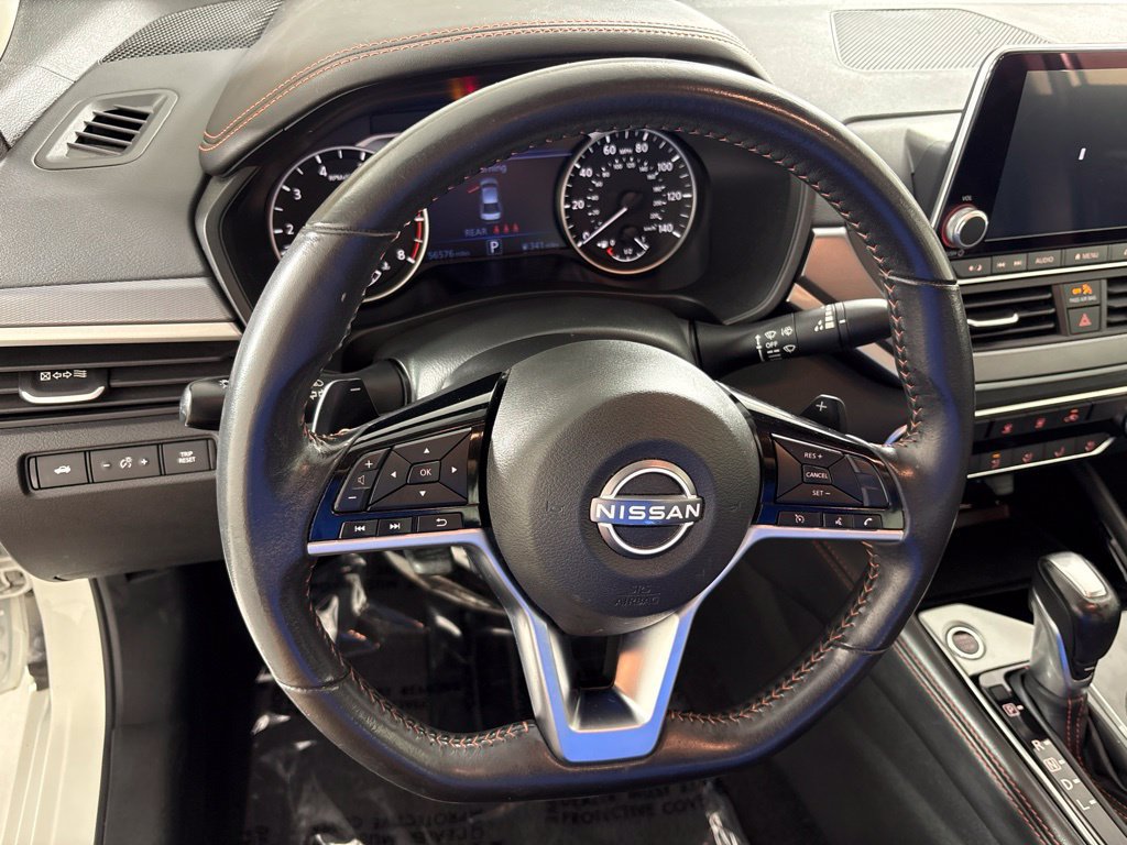 Used 2024 Nissan Altima 2.5 SR FWD image 29
