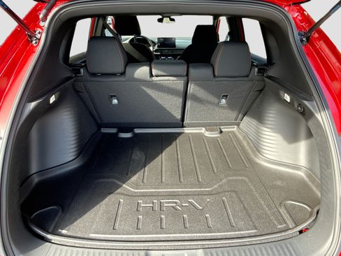 Certified 2026 Honda HR-V Sport image 18