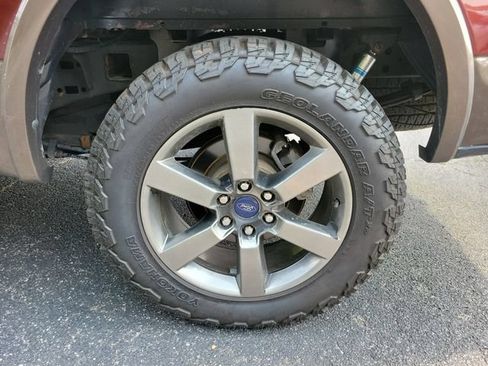 Used 2015 Ford F150 King Ranch w/ Equipment Group 601A Luxury AWD/4WD image 23