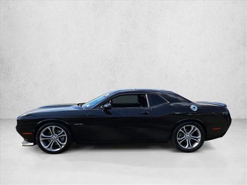 Used 2022 Dodge Challenger R/T image 8