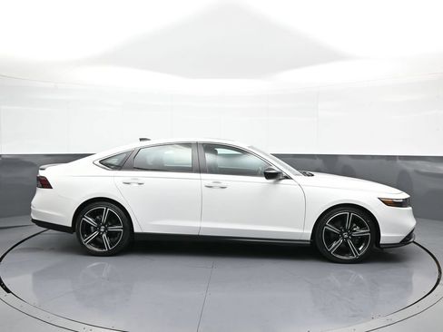 Certified 2024 Honda Accord Sport image 5