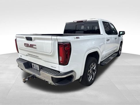 Used 2025 GMC Sierra 1500 SLT AWD/4WD image 7