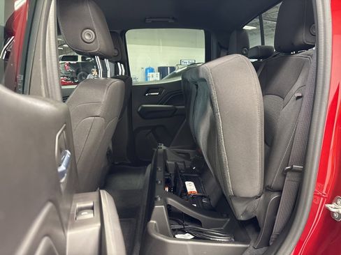 Used 2023 Chevrolet Colorado LT w/ LT Convenience Package III image 32