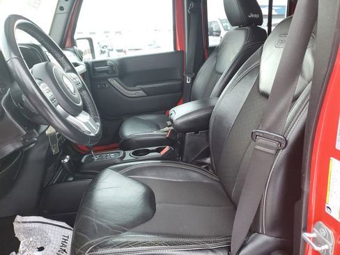 Used 2018 Jeep Wrangler Unlimited Sport image 23