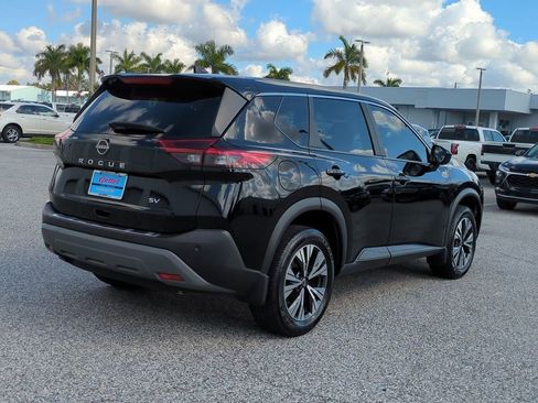Certified 2023 Nissan Rogue SV image 5