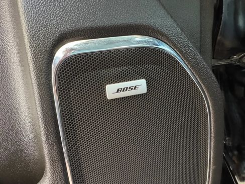 Used 2015 GMC Sierra 2500 Denali w/ Duramax Plus Package AWD/4WD image 18