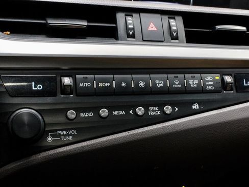 Used 2020 Lexus ES 350 w/ Premium Package FWD image 26