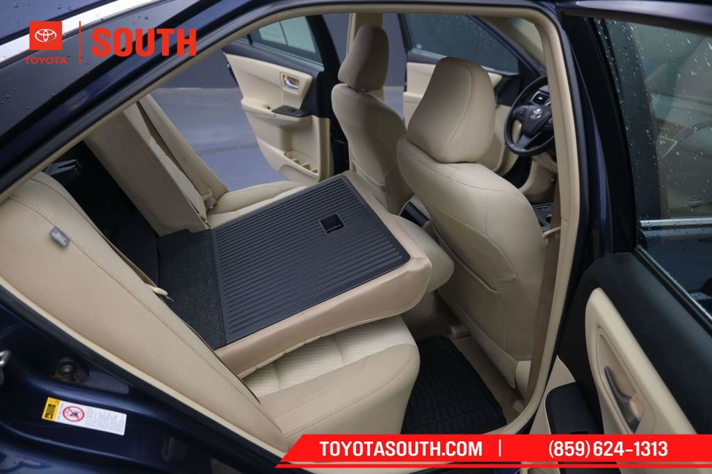 Used 2016 Toyota Camry LE FWD image 27