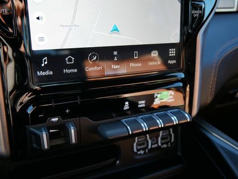 Used 2022 RAM 1500 Limited w/ Body Color Bumper Group image 20