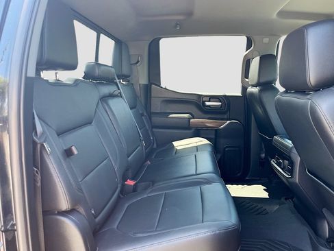 Used 2021 Chevrolet Silverado 1500 LT Trail Boss w/ Convenience Package II AWD/4WD image 27