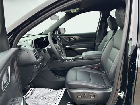 New 2026 Chevrolet Traverse LT w/ Midnight/Sport Edition AWD/4WD image 9