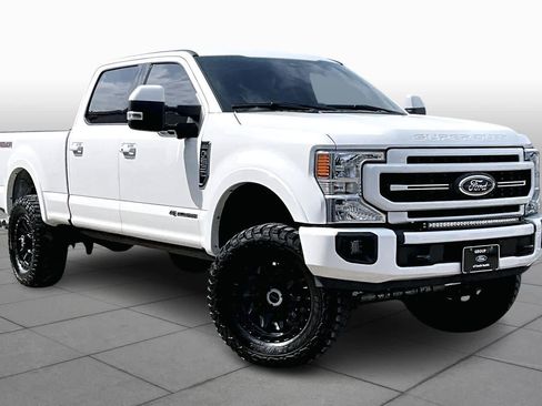 Used 2022 Ford F250 Lariat w/ Tremor Off-Road Package image 4