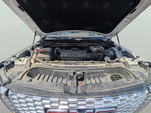 Used 2021 GMC Yukon Denali RWD image 36