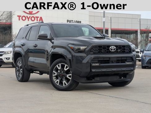 Used 2025 Toyota 4Runner TRD Sport image 2