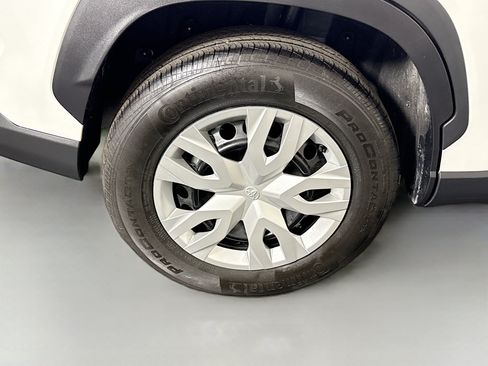Used 2026 Toyota Corolla Cross L FWD image 32