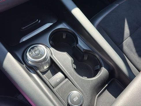 Used 2025 Ford Explorer ST image 39