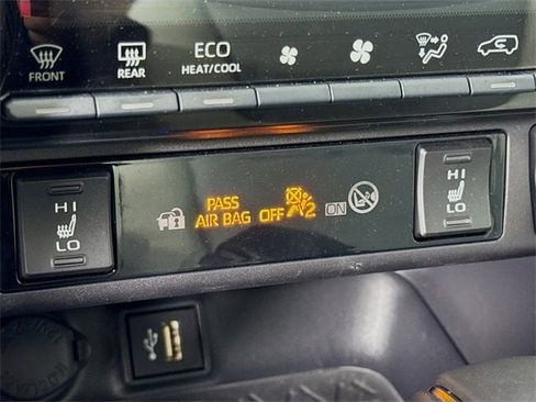 Certified 2025 Toyota RAV4 XLE Premium image 19