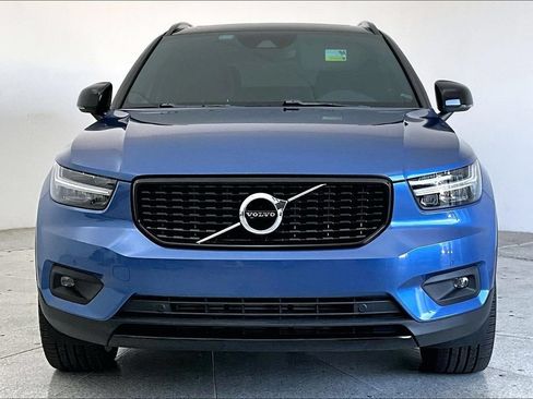 Used 2020 Volvo XC40 T5 R-Design AWD/4WD image 3
