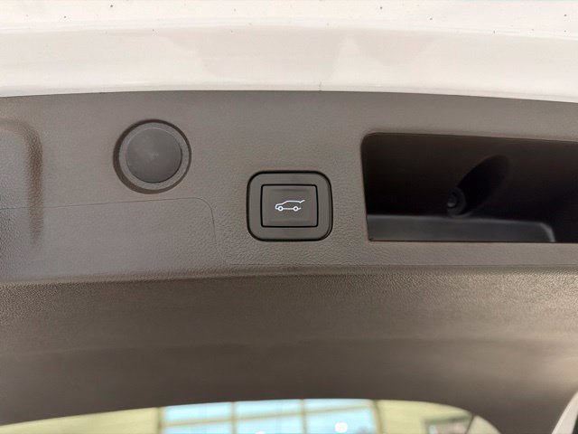 New 2027 GMC Terrain Denali w/ LPO, Floor Liner Package AWD/4WD image 27