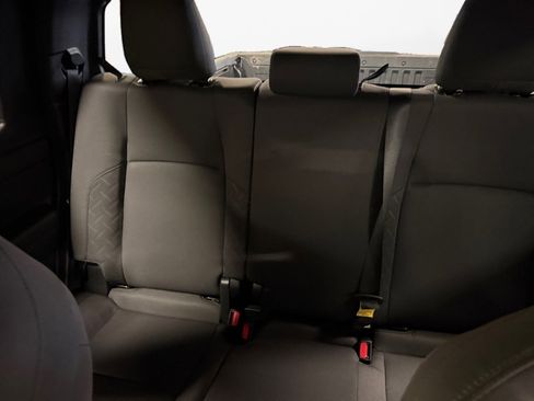 Used 2025 Toyota Tacoma SR5 image 15