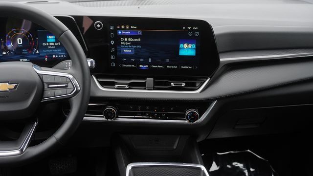 Used 2026 Chevrolet Equinox LT FWD image 17