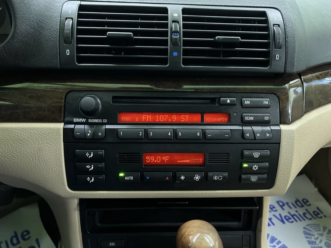 Used 2000 BMW 328i Sedan RWD image 20