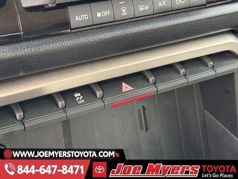 Used 2023 Toyota Tundra SR5 image 21