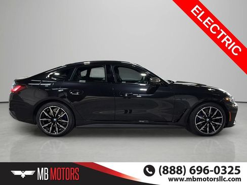 Used 2025 BMW i4 xDrive40i w/ M Sport Package AWD/4WD image 3