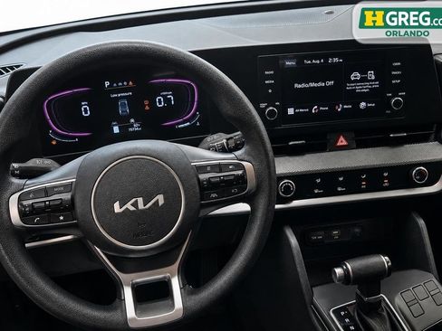 Used 2023 Kia Sportage LX FWD image 11