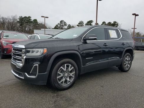 Used 2022 GMC Acadia SLE image 3