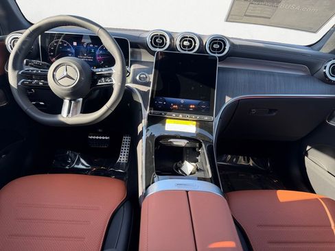 New 2026 Mercedes-Benz GLC 300 image 9