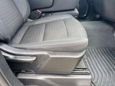 Used 2024 Chevrolet Silverado 1500 LT AWD/4WD image 18