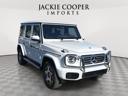 Certified 2025 Mercedes-Benz G 550 image 3
