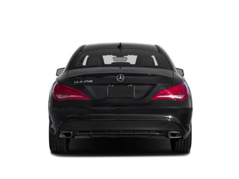 Used 2015 Mercedes-Benz CLA 250 4MATIC image 5