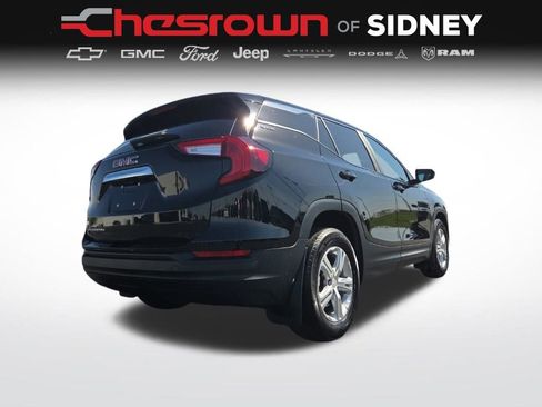Used 2024 GMC Terrain SLE image 13