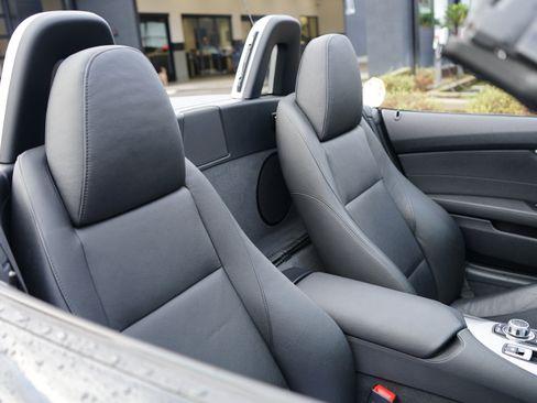 Used 2011 BMW Z4 sDrive35is image 27