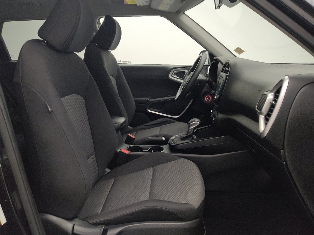 Used 2020 Kia Soul LX FWD image 21