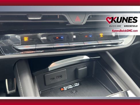 New 2026 Buick Envision Sport Touring image 27
