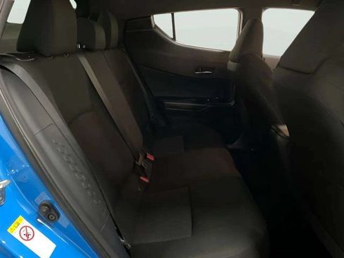 Used 2019 Toyota C-HR XLE FWD image 64