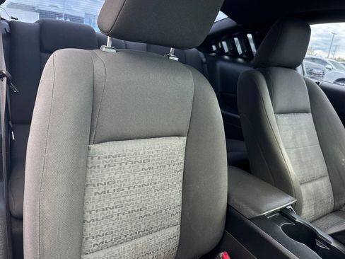 Used 2007 Ford Mustang Coupe image 14