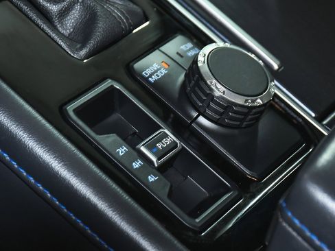 Used 2024 Toyota Tundra Platinum image 42