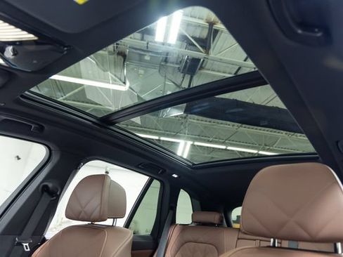Used 2025 BMW X5 xDrive40i w/ Climate Comfort Package AWD/4WD image 12