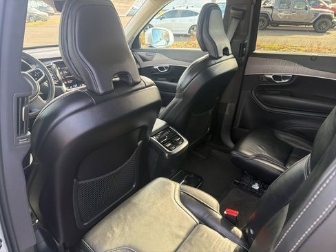 Used 2022 Volvo XC90 T6 Inscription w/ Advanced Package image 18